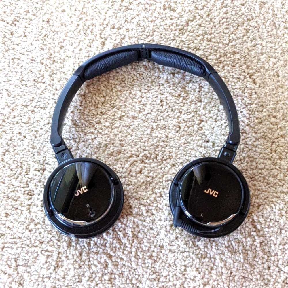 JVC headphones